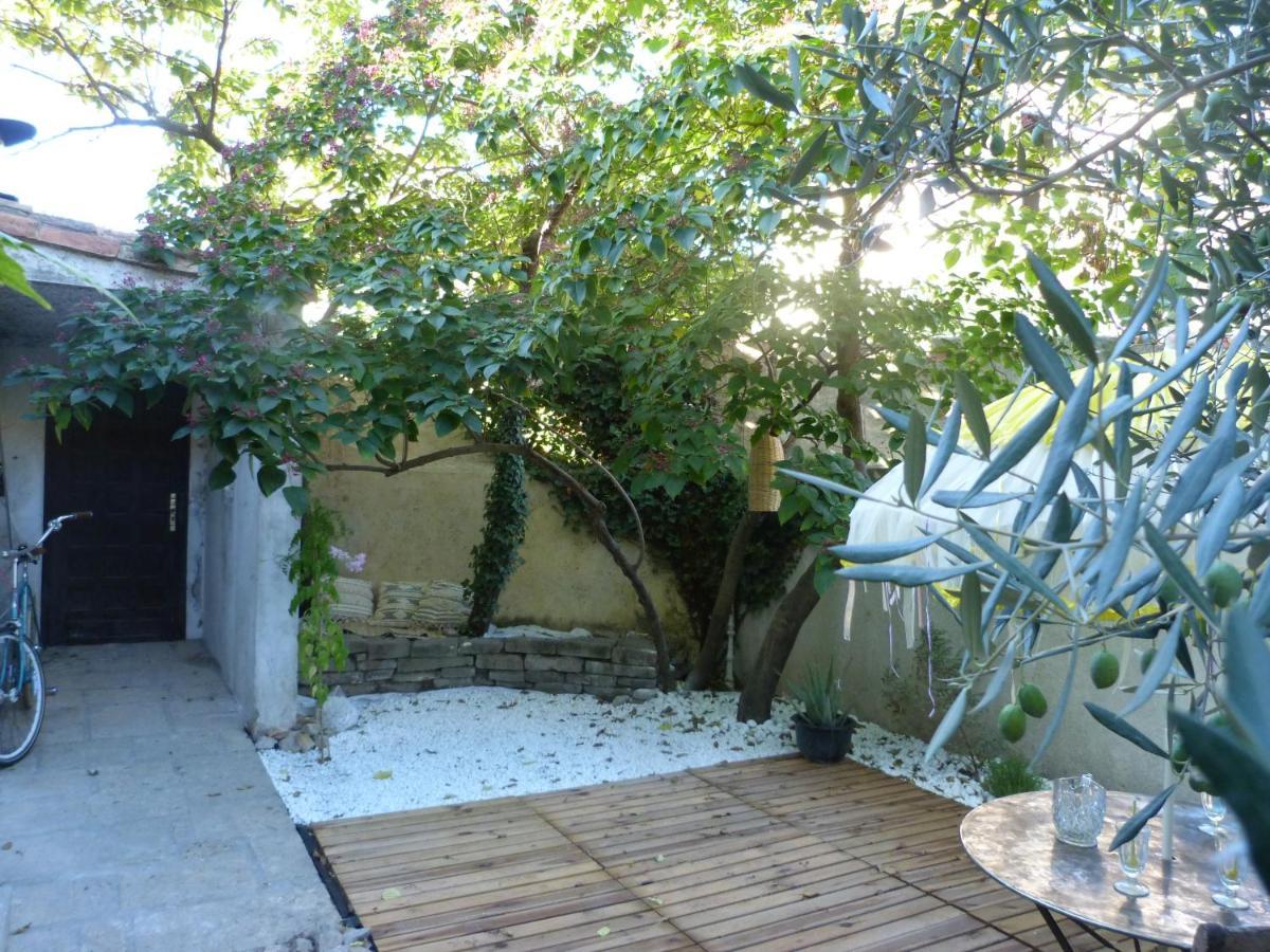La Summer House Avec Jardin Arles Exterior photo